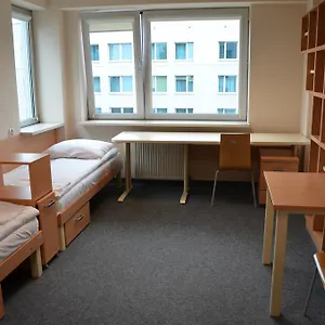 Ds Za Kolumnami Hostel Krakau